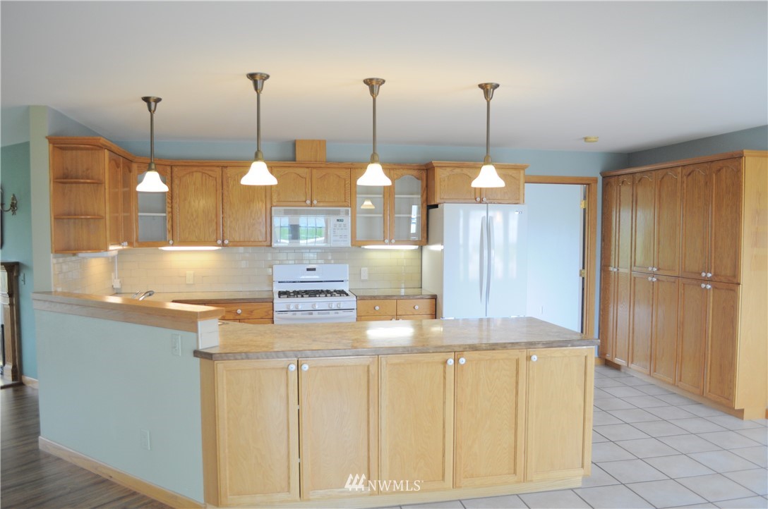 3171 Weaver Road Ellensburg, WA 98926 - Photo 3 of 25 Gallery Image 3