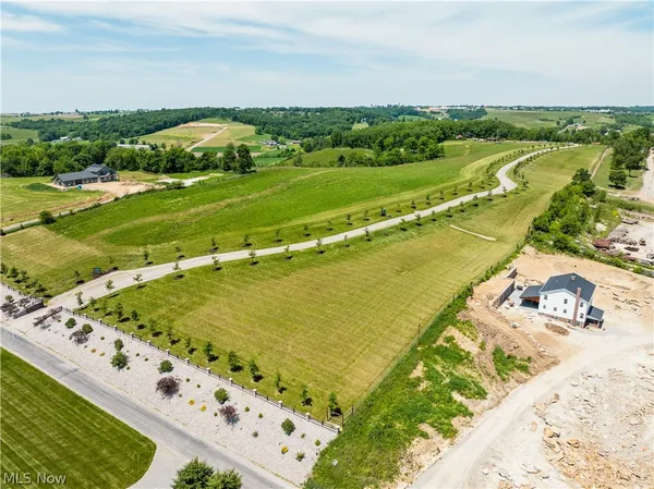 $1 | 3311 Township Road 157, Sugarcreek, OH 44681
