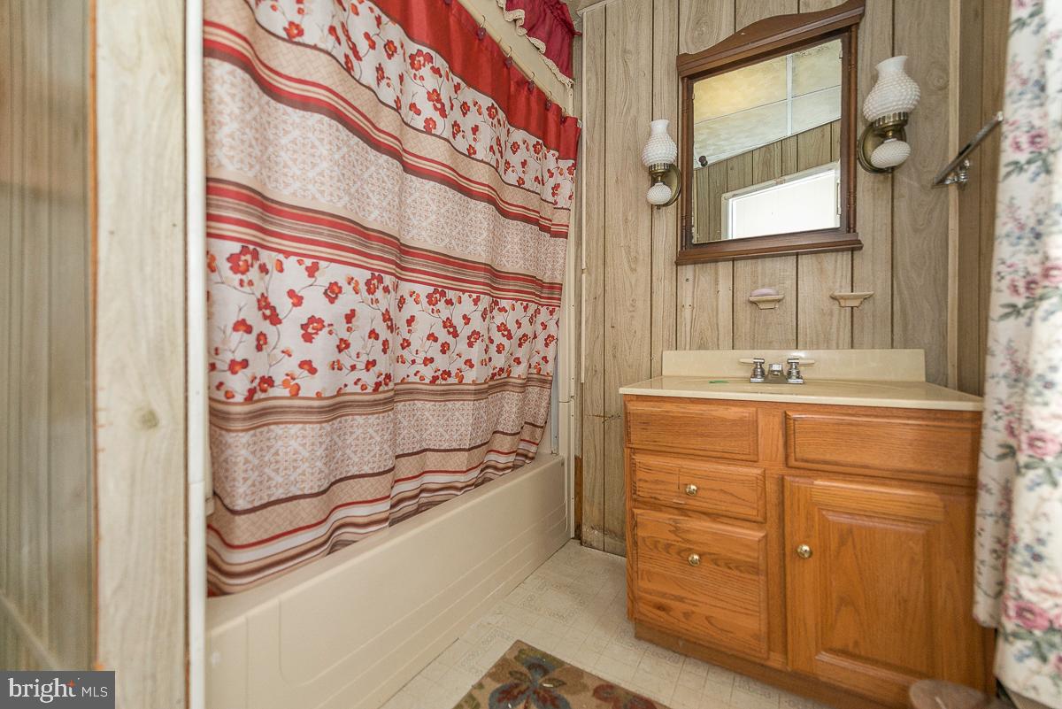 128 Fern Road Riegelsville, PA 18077 - Photo 19 of 29