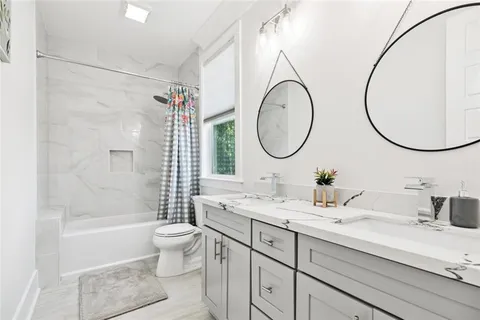 $489,000 | 2220 Pressburg Street, New Orleans, LA 70122