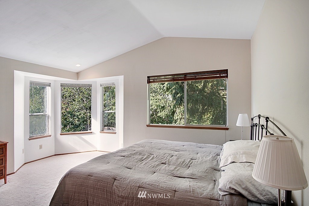 2050 Southeast 8th Place Renton, WA 98057 - Photo 8 of 15