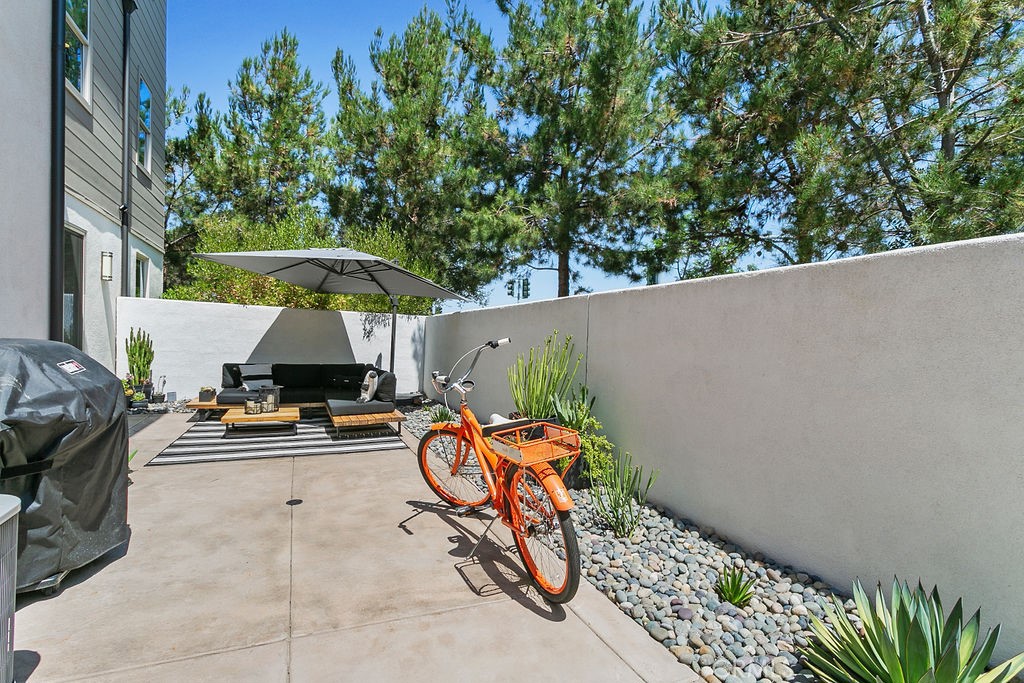 152 Modjeska Irvine, CA 92618 - Photo 12 of 30 an outdoor space with seating area and furniture