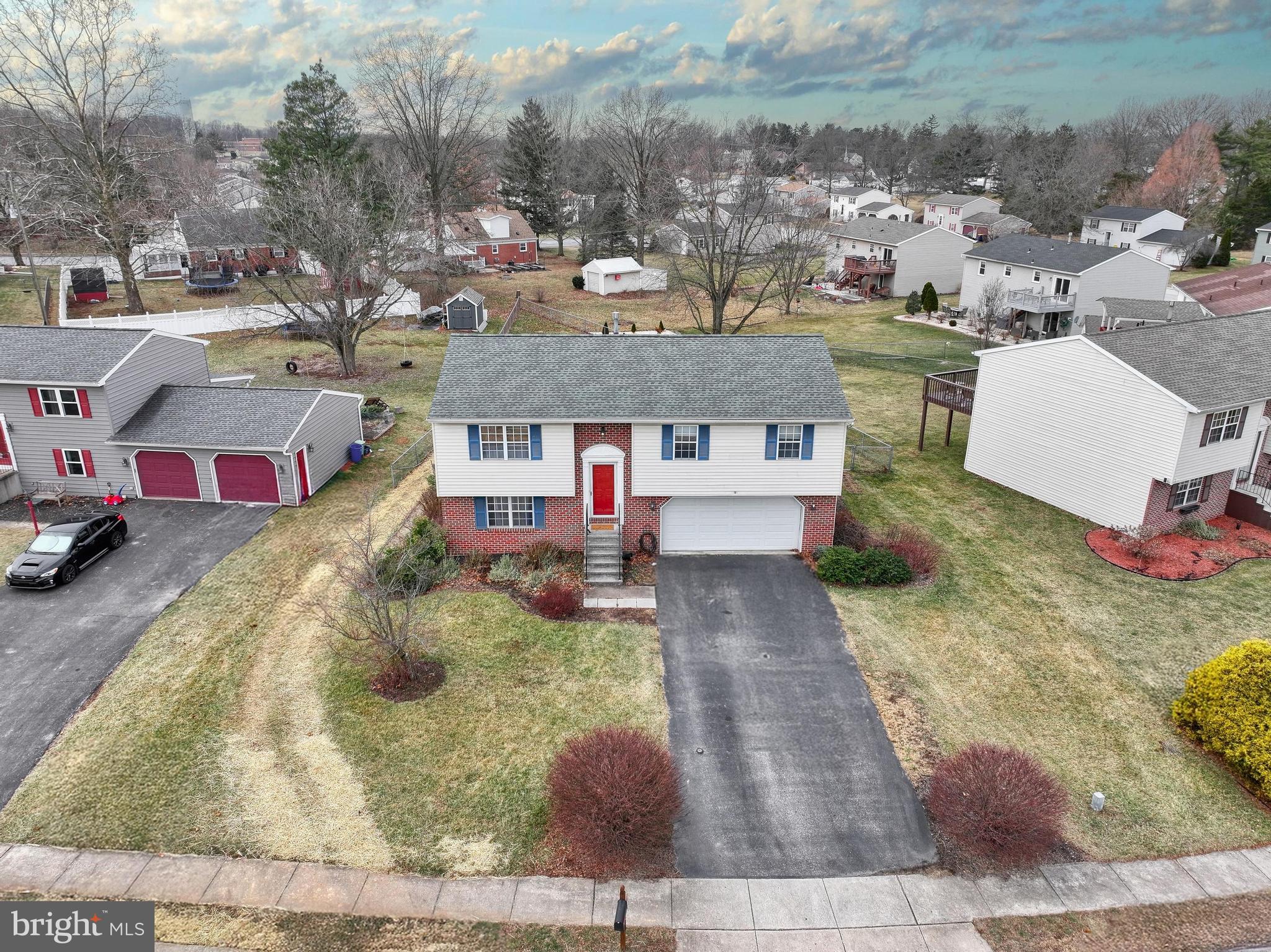 2238 Heather Road York, PA 17408 - Photo 43 of 57 Gallery Image 43