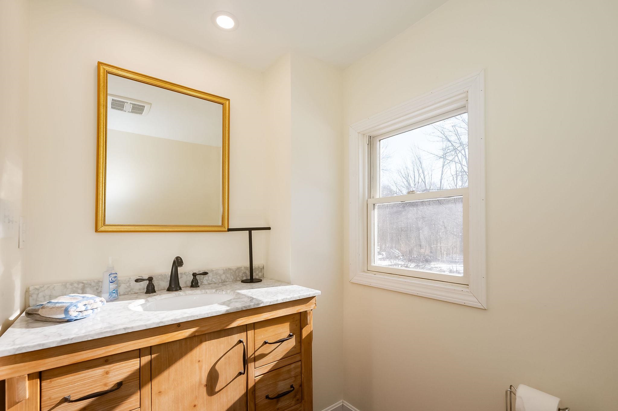 395 Province Road Strafford, NH 03884 - Photo 4 of 40