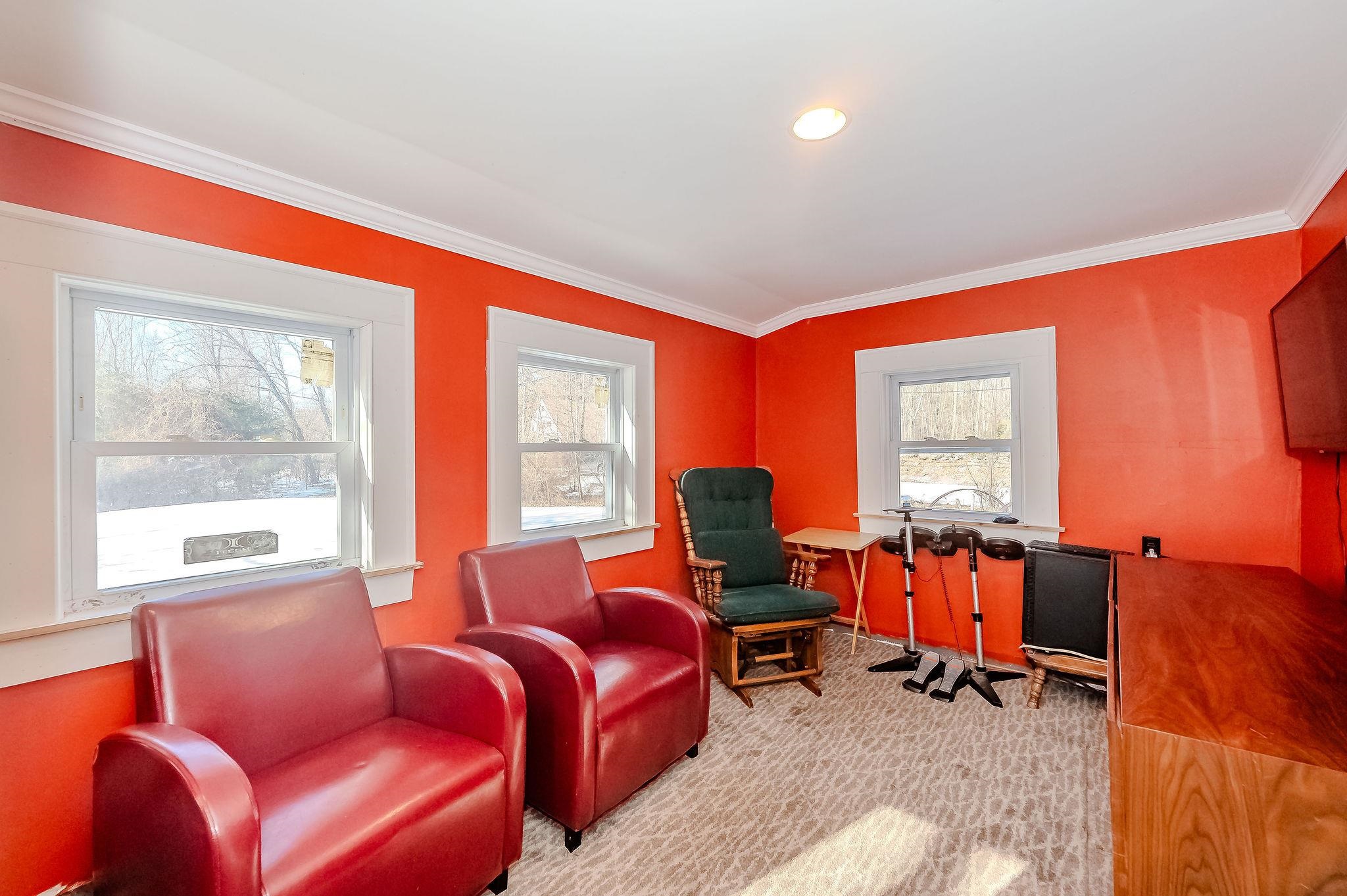 395 Province Road Strafford, NH 03884 - Photo 6 of 40