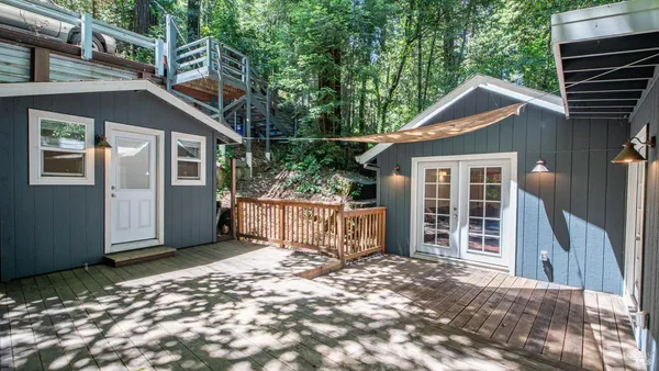 $425,000 | 14708 Eagle Nest Lane, Guerneville, CA 95446
