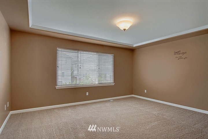 1931 Northeast 35th Place Renton, WA 98056 - Photo 12 of 22 Gallery Image 12