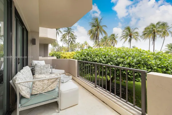 $5,100,000 | 201 Crandon Boulevard, Unit 174, Key Biscayne, FL 33149