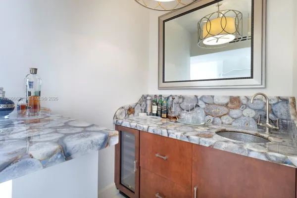 $5,100,000 | 201 Crandon Boulevard, Unit 174, Key Biscayne, FL 33149