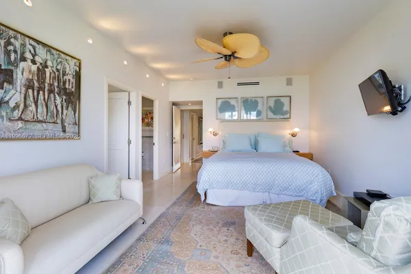 $5,100,000 | 201 Crandon Boulevard, Unit 174, Key Biscayne, FL 33149