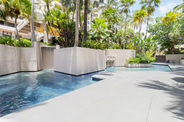 $5,100,000 | 201 Crandon Boulevard, Unit 174, Key Biscayne, FL 33149