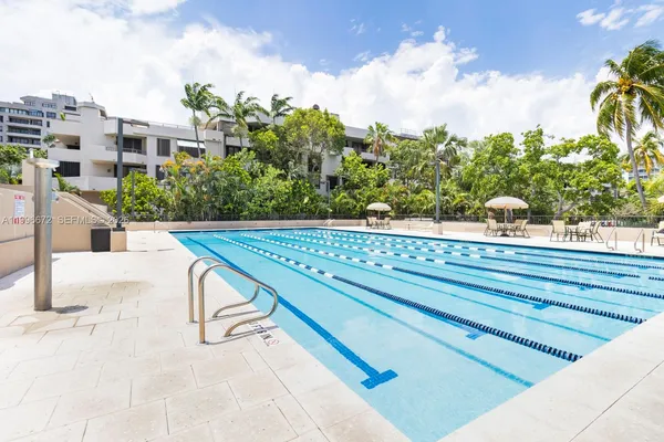 $5,100,000 | 201 Crandon Boulevard, Unit 174, Key Biscayne, FL 33149