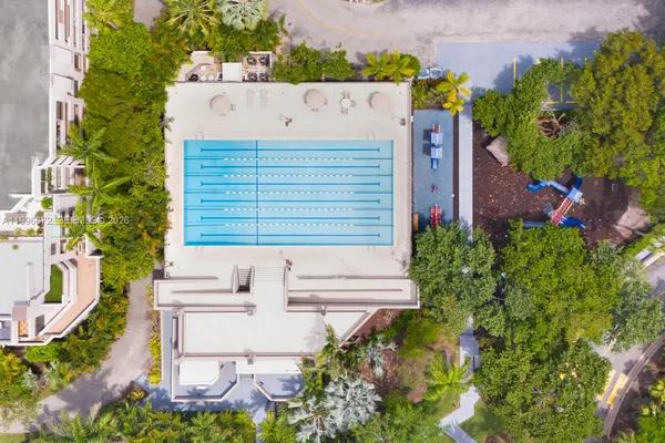 $5,100,000 | 201 Crandon Boulevard, Unit 174, Key Biscayne, FL 33149