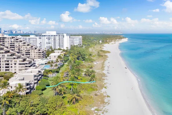 $5,100,000 | 201 Crandon Boulevard, Unit 174, Key Biscayne, FL 33149