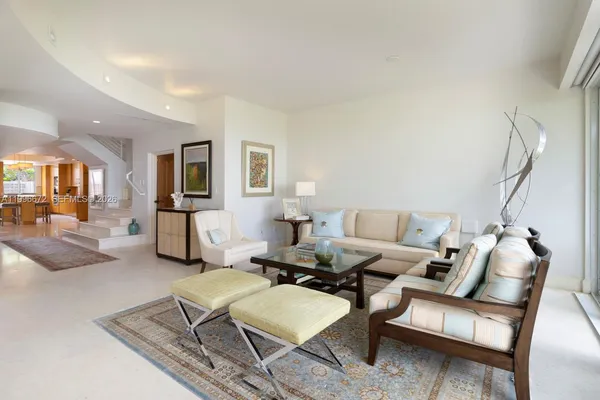 $5,100,000 | 201 Crandon Boulevard, Unit 174, Key Biscayne, FL 33149