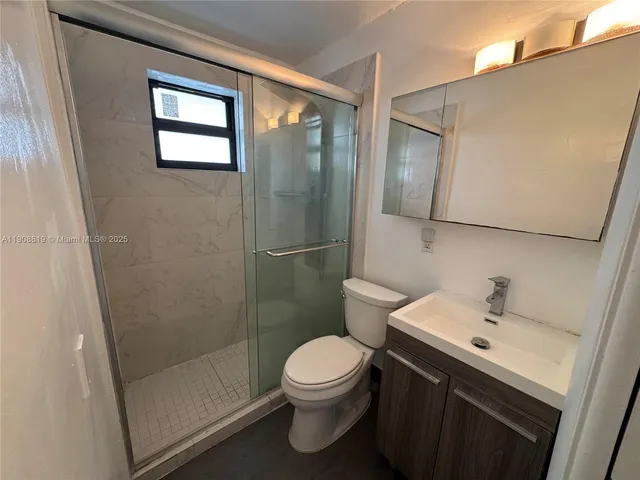 $2,500 | 3011 Southwest 1st Avenue, Unit 12, Miami, FL 33129