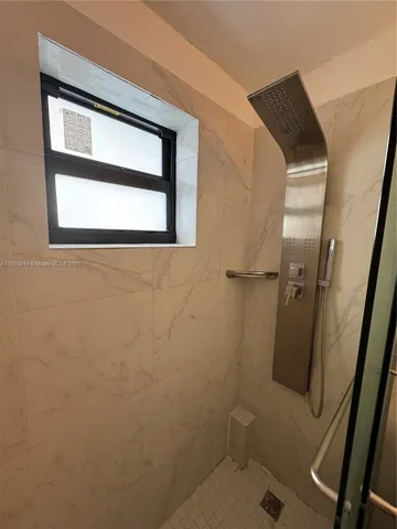 $2,500 | 3011 Southwest 1st Avenue, Unit 12, Miami, FL 33129