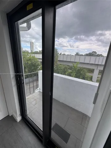 $2,500 | 3011 Southwest 1st Avenue, Unit 12, Miami, FL 33129
