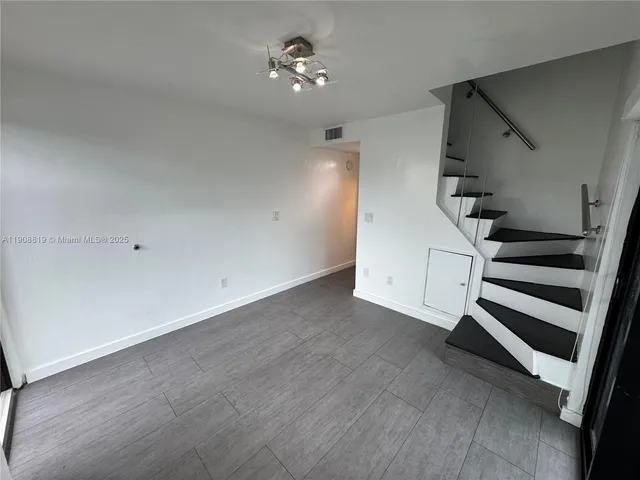 $2,500 | 3011 Southwest 1st Avenue, Unit 12, Miami, FL 33129