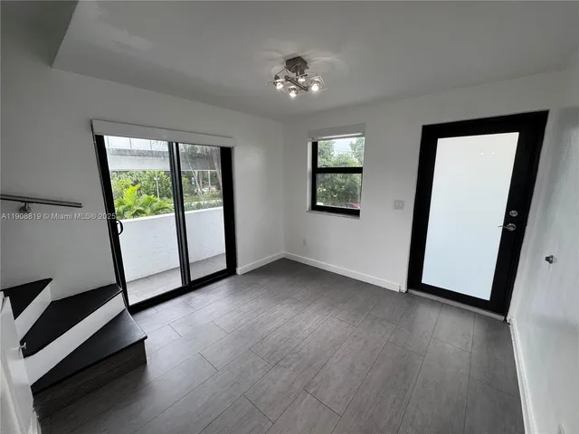 $2,500 | 3011 Southwest 1st Avenue, Unit 12, Miami, FL 33129