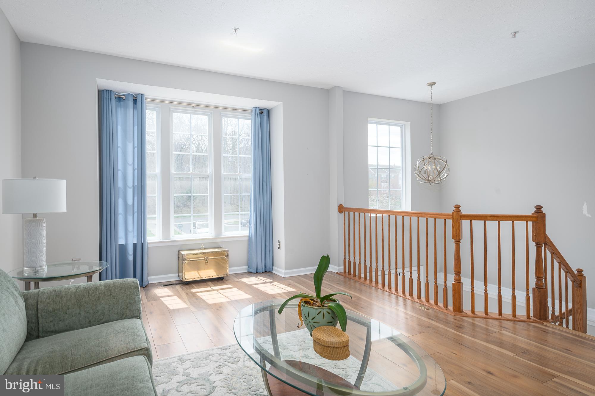 5070 Kemsley Court Rosedale, MD 21237 - Photo 5 of 40 Living room on the second floor