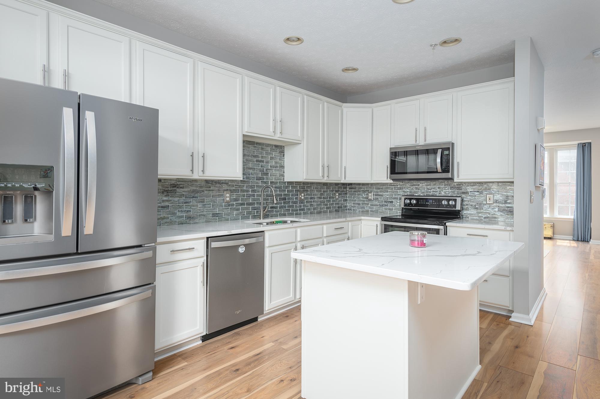 5070 Kemsley Court Rosedale, MD 21237 - Photo 9 of 40 Fully updated kitchen!
