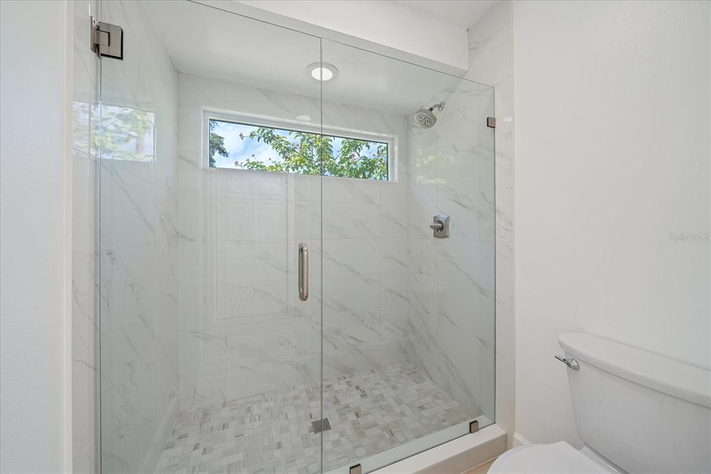 1684 Pintail Way Sarasota, FL 34231 - Photo 23 of 35
