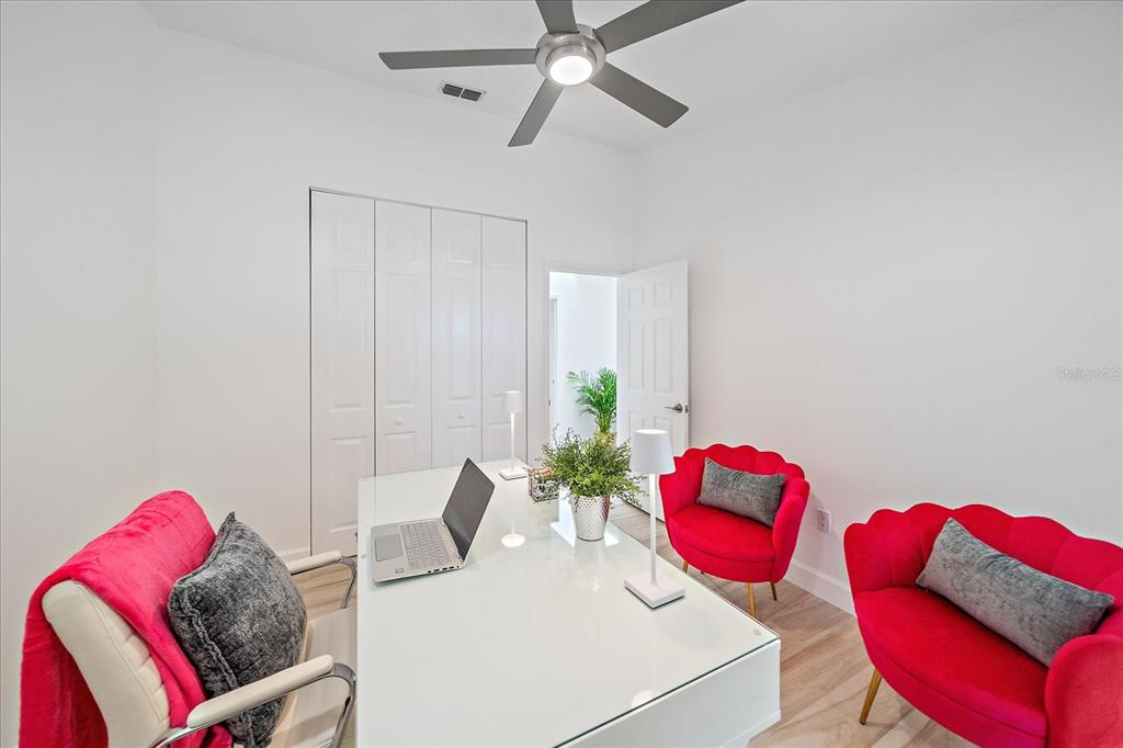 1684 Pintail Way Sarasota, FL 34231 - Photo 28 of 35