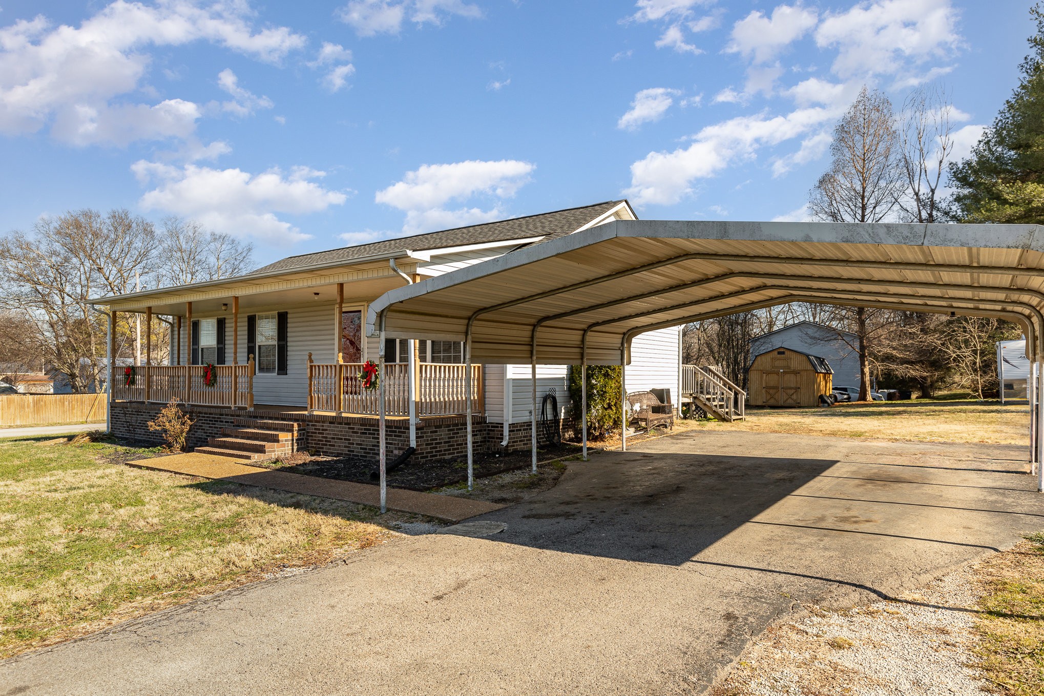 612 Rutherford Lane Columbia, TN 38401 - Photo 2 of 21 Gallery Image 2