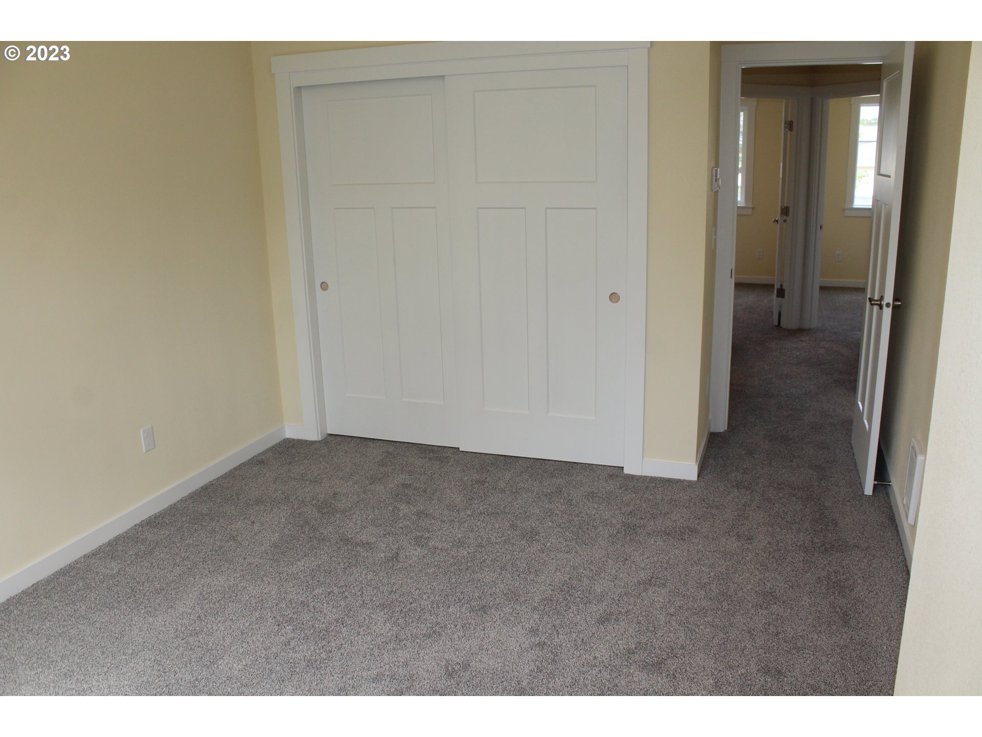 1384 10th Seaside, OR 97138 - Photo 14 of 36 Bedroom, Primary