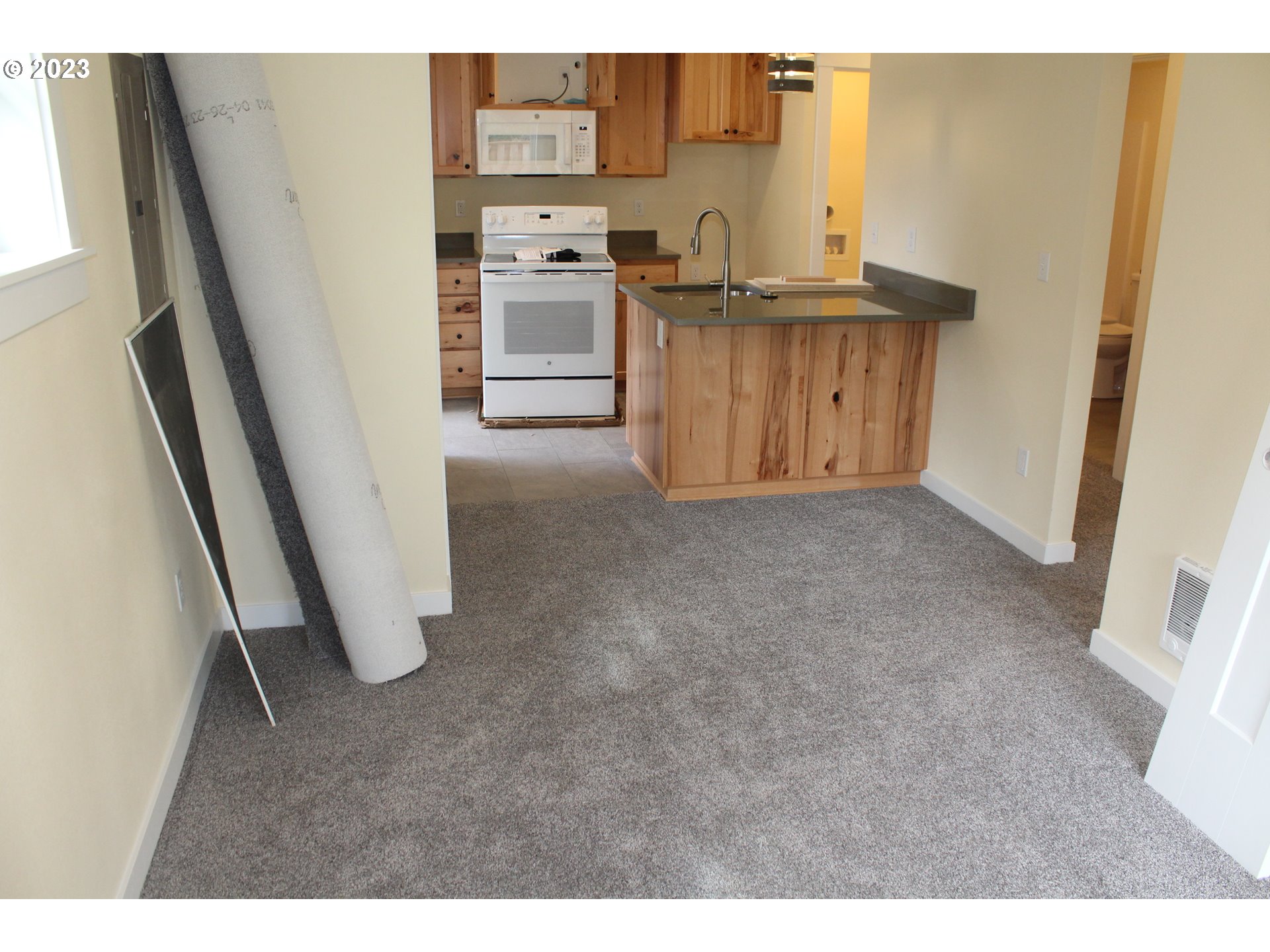 1384 10th Seaside, OR 97138 - Photo 31 of 36 Additional Dwelling Unit