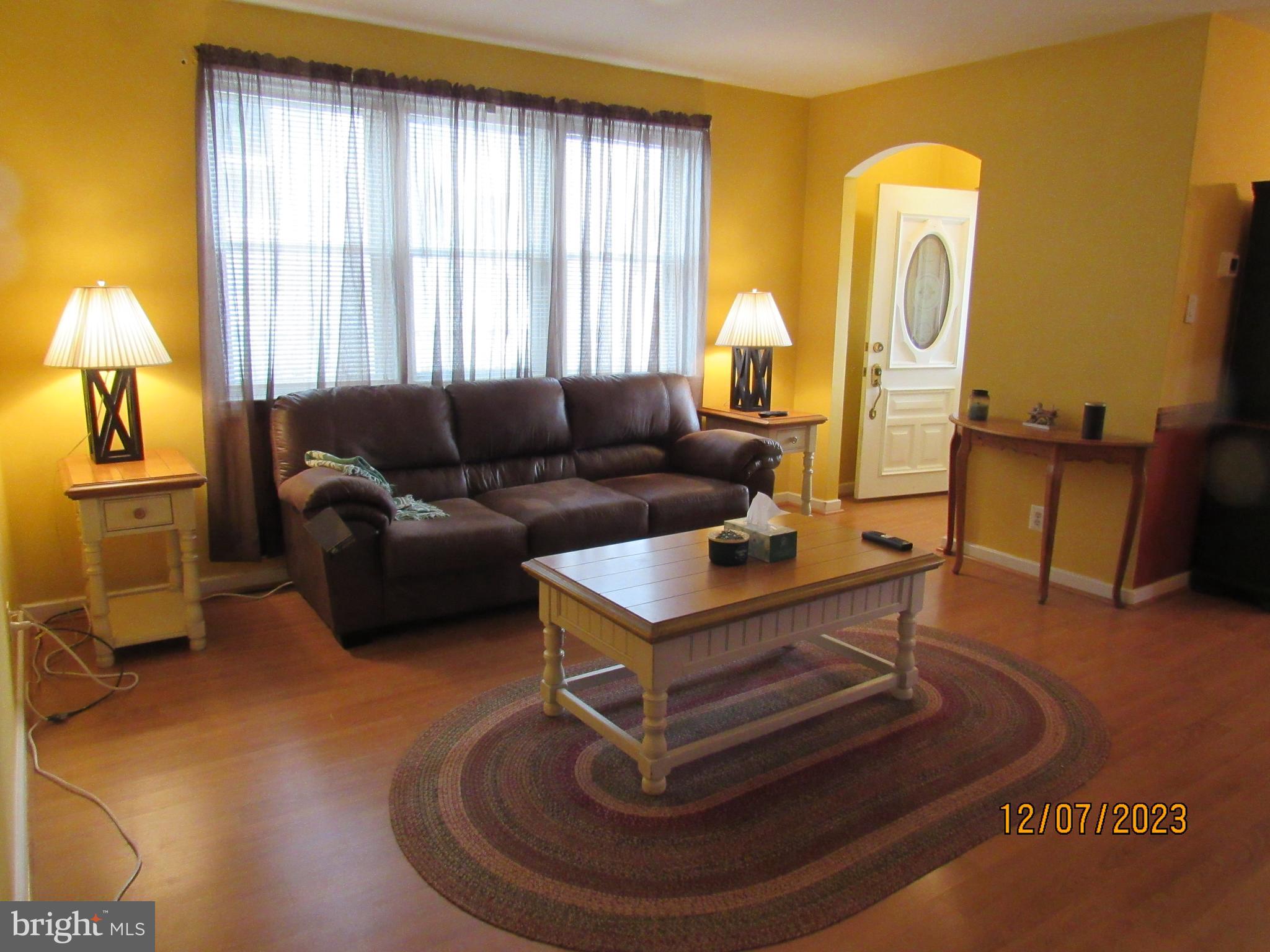 3114 Fordham Road Philadelphia, PA 19114 - Photo 7 of 20 Living Room