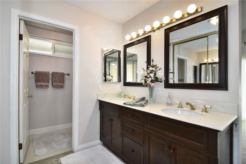 23628 Spires Street West Hills, CA 91304 - Photo 19 of 36