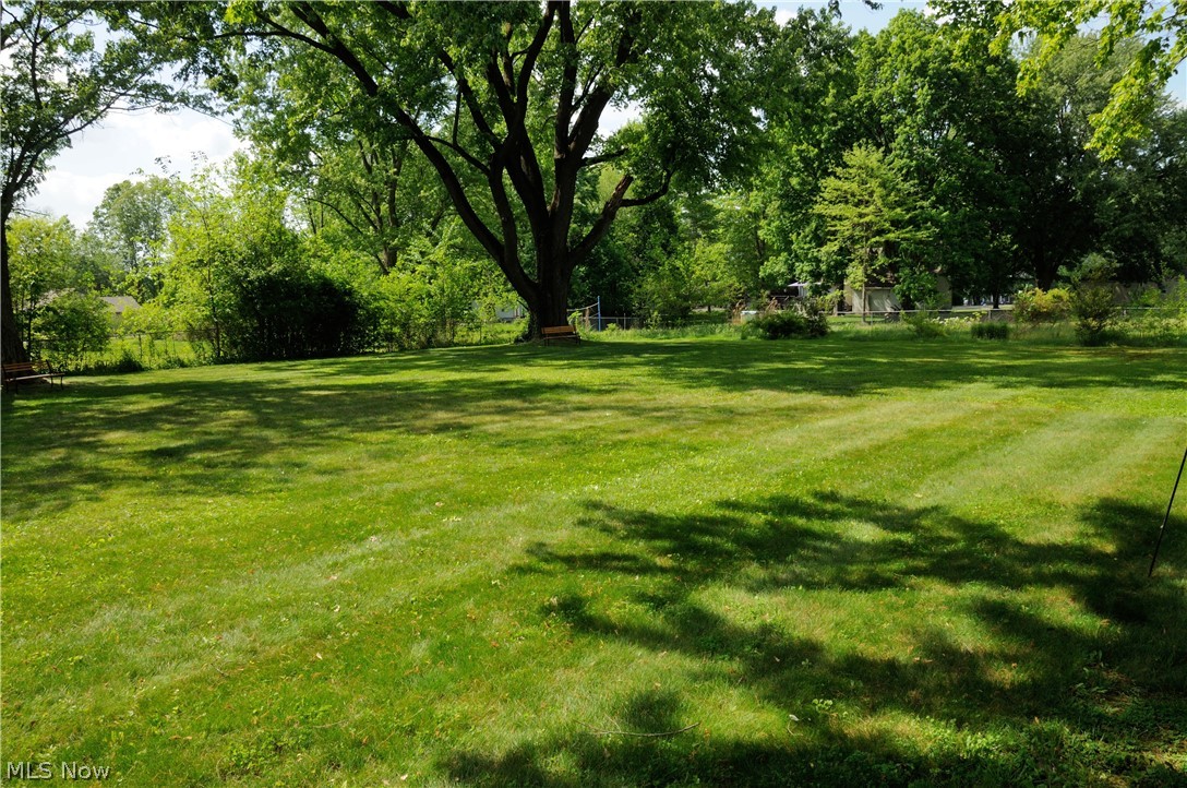 1565 Duffus Road Northeast Warren, OH 44484 - Photo 39 of 42