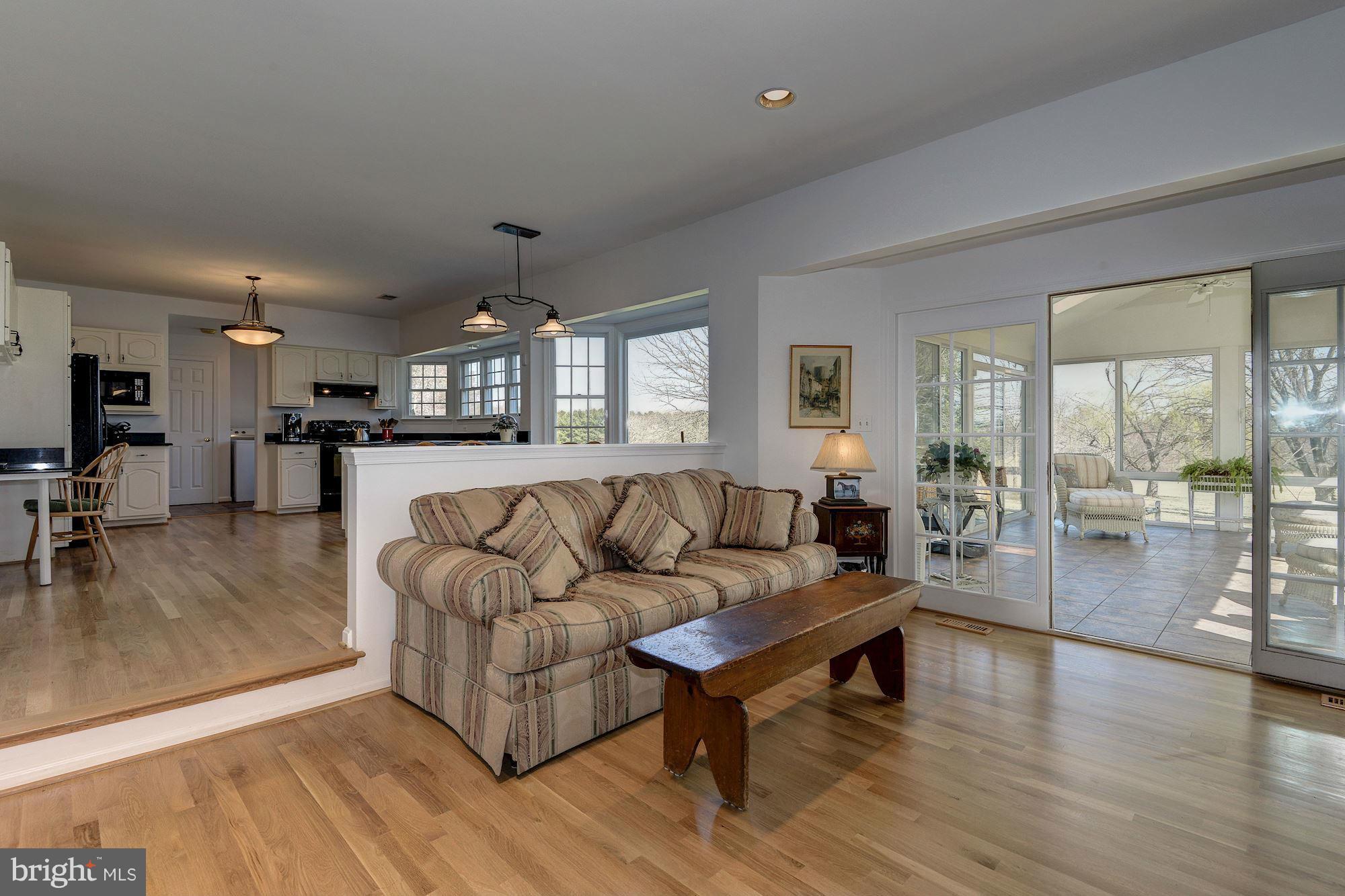 17590 Hardy Road Mount Airy, MD 21771 - Photo 7 of 30 Family Room