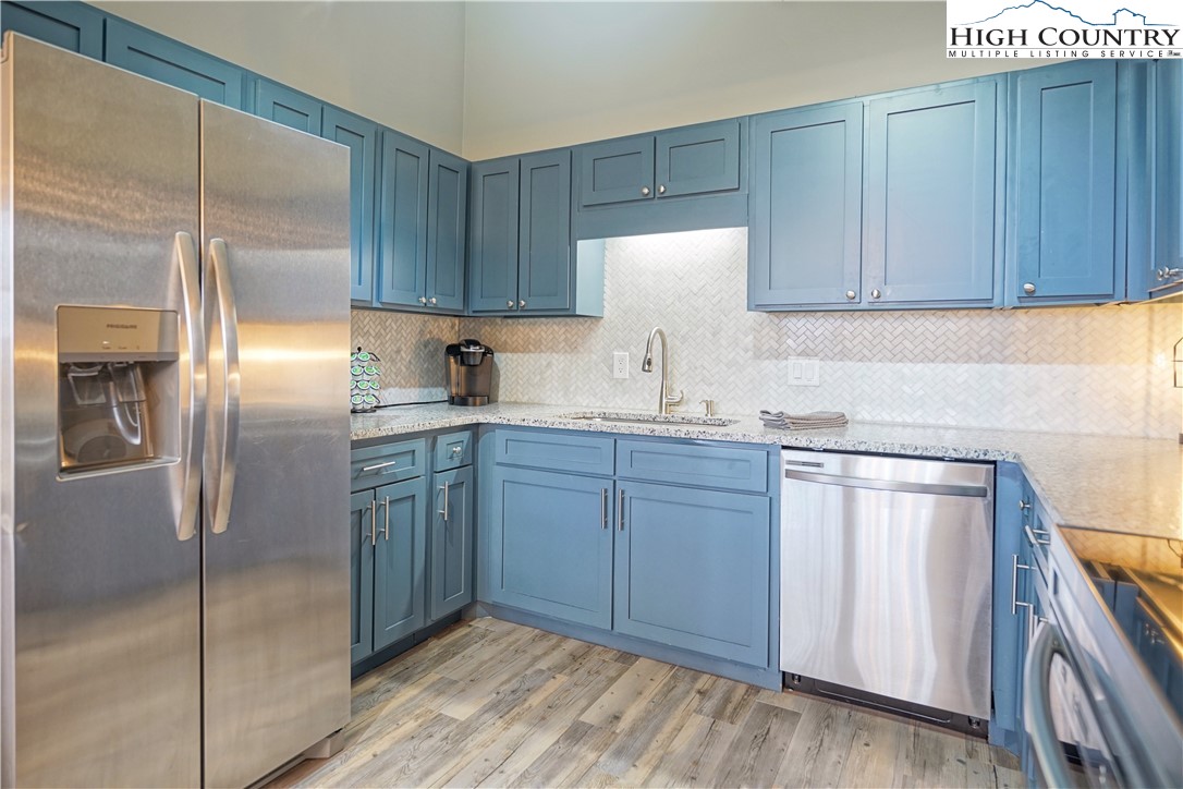 135 Tamarack Road Beech Mountain, NC 28604 - Photo 16 of 41 Gallery Image 16