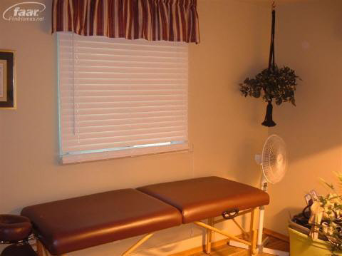 11051 East Road Fenton, MI 48430 - Photo 7 of 11 20166288-6.JPG