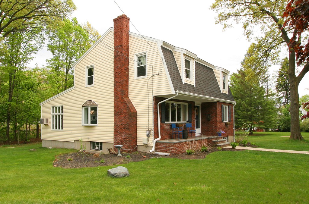 95 Border Road Reading, MA 01867 - Photo 28 of 29 Gallery Image 28