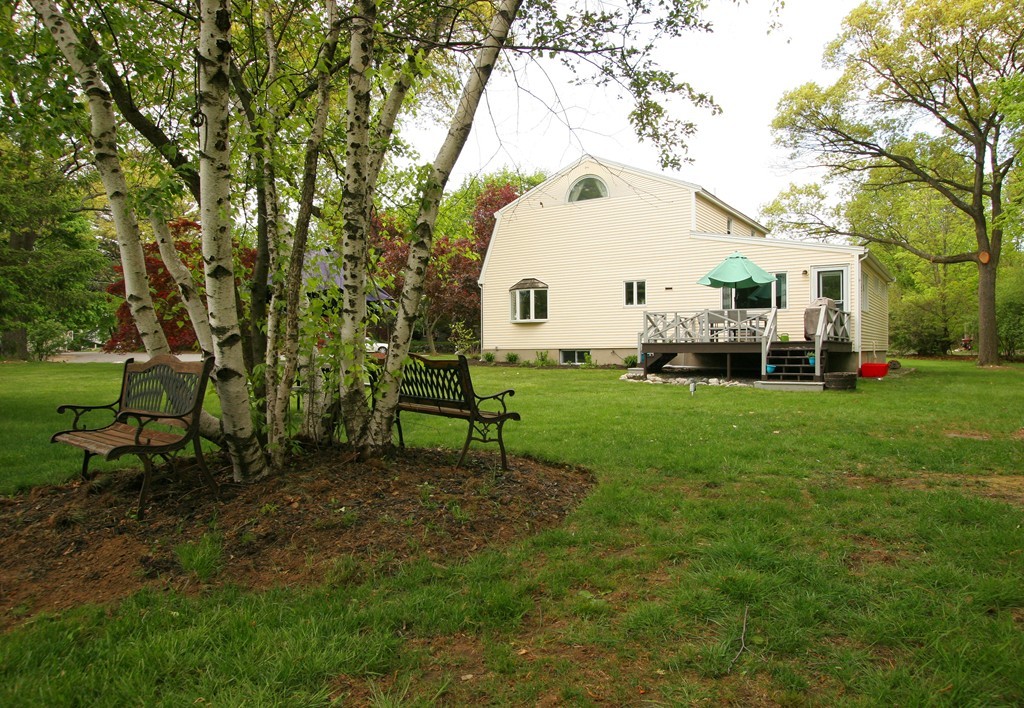 95 Border Road Reading, MA 01867 - Photo 3 of 29 Gallery Image 3