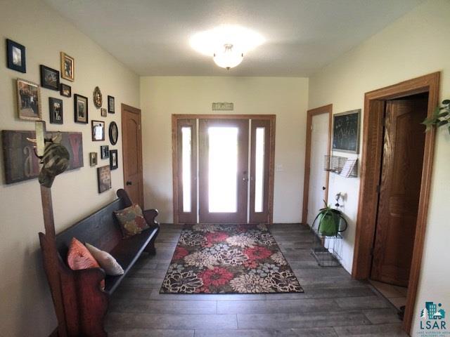11385 Dupont Road Hibbing, MN 55746 - Photo 2 of 26