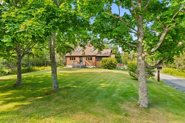 $499,999 | 113 Pressey Village Road, Deer Isle, ME 04627