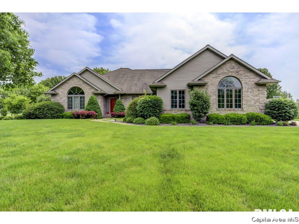 7600 Olde Carriage Way Springfield, IL 62712 - Photo 1 of 36