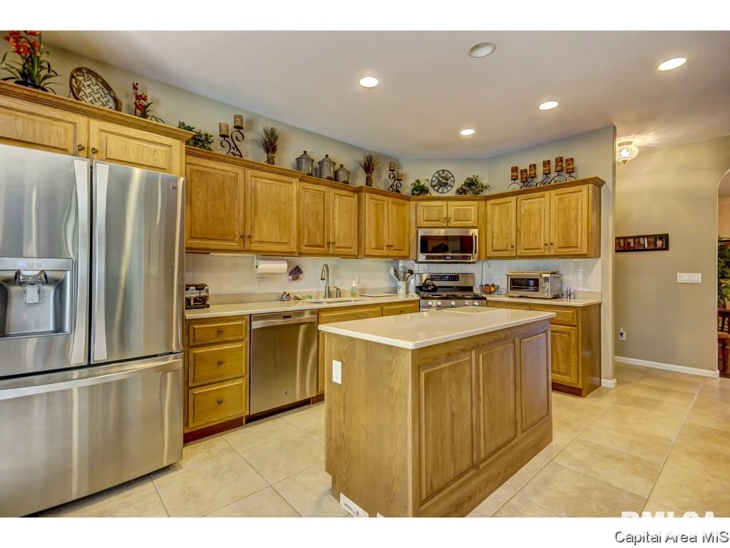 7600 Olde Carriage Way Springfield, IL 62712 - Photo 20 of 36