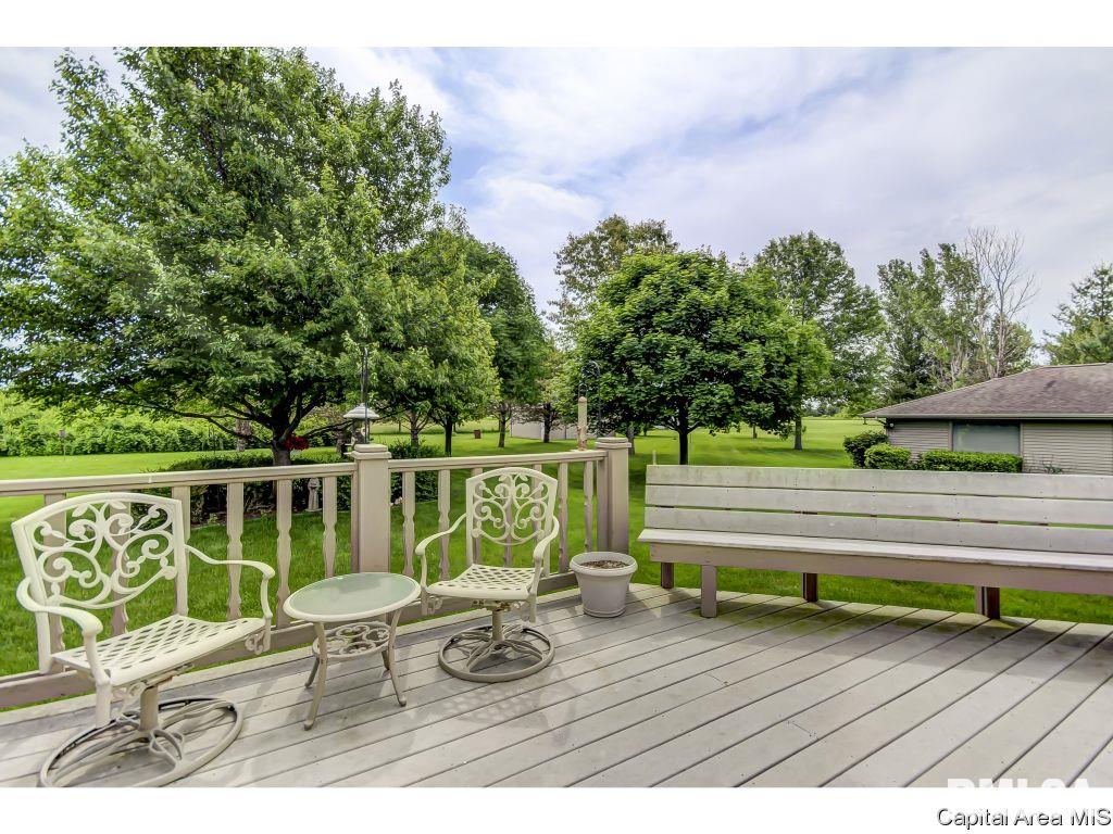 7600 Olde Carriage Way Springfield, IL 62712 - Photo 3 of 36