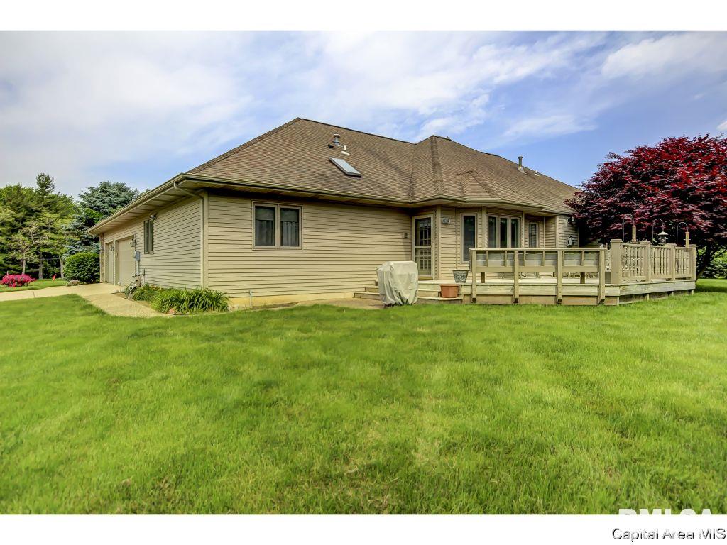 7600 Olde Carriage Way Springfield, IL 62712 - Photo 4 of 36