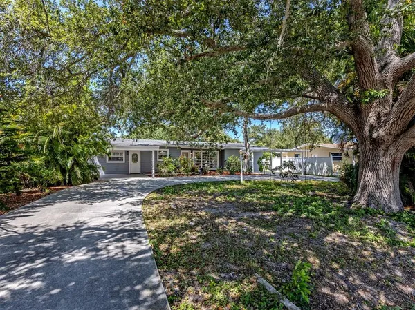 $559,900 | 814 Guild Drive, Venice, FL 34285