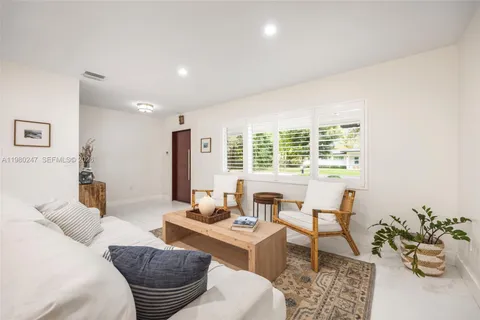 $1,395,000 | 6609 Southwest 62nd Terrace, South Miami, FL 33143