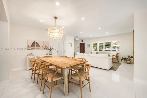 $1,395,000 | 6609 Southwest 62nd Terrace, South Miami, FL 33143