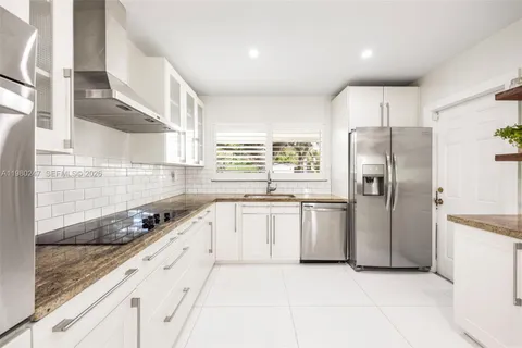 $1,395,000 | 6609 Southwest 62nd Terrace, South Miami, FL 33143