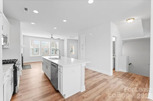 $2,400 | 628 Amalfi Drive, Davidson, NC 28036